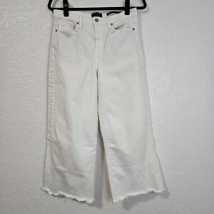 Banana Republic High Rise Wide Leg Crop Jeans White Denim Size 29 Distressed Hem